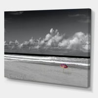 Crno-bijela Obala pod oblačnim nebom slika na platnu umjetnički tisak